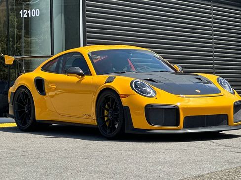 Certified 2018 Porsche 911 GT2 RS RWD image 10