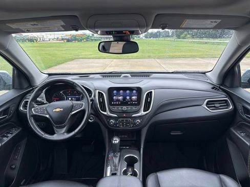 Used 2020 Chevrolet Equinox Premier AWD/4WD image 24
