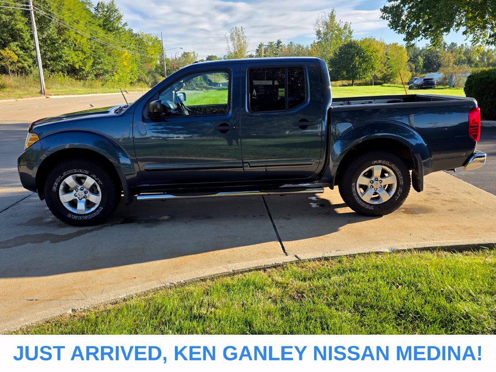 Used 2013 Nissan Frontier SV w/ SV Value Truck Pkg AWD/4WD image 7