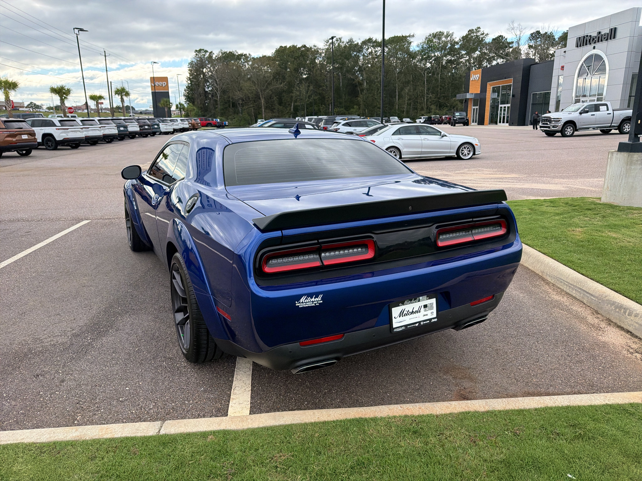 Used 2019 Dodge Challenger R/T Scat Pack RWD image 8
