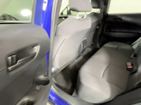 Used 2022 Toyota Corolla Cross LE FWD image 16