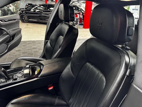 Used 2021 Maserati Ghibli S image 33