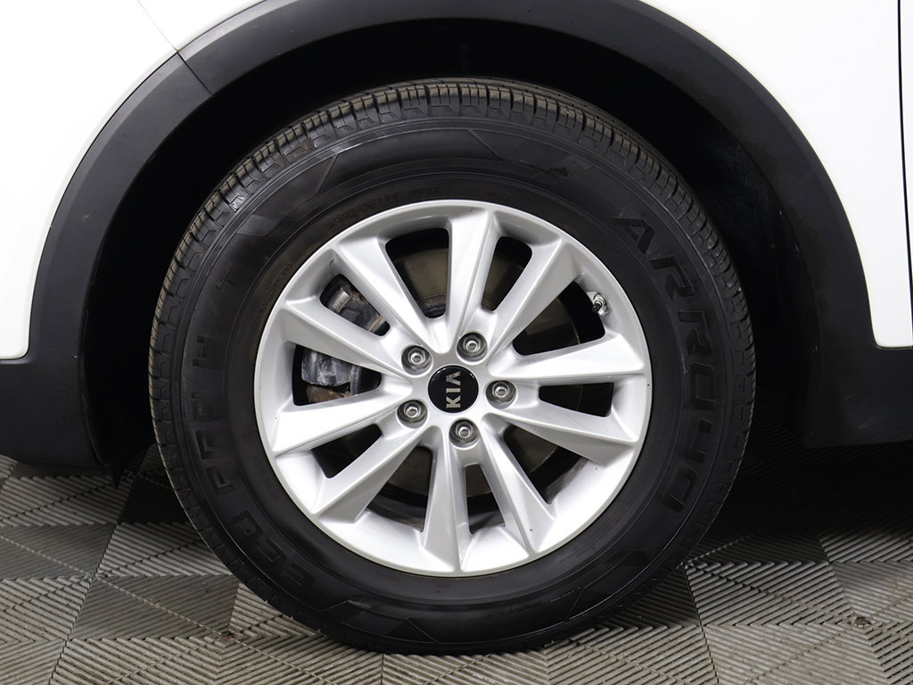 Used 2019 Kia Sorento FWD image 20