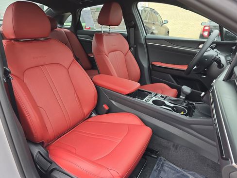 New 2026 Kia K5 GT-Line image 10