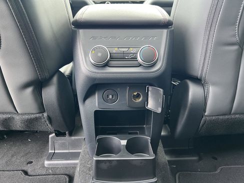 New 2026 Ford Explorer Active w/ Active Comfort Package image 43