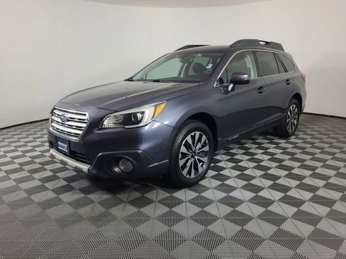 Used 2017 Subaru Outback 2.5i Limited AWD/4WD image 7