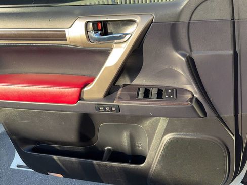 Used 2020 Lexus GX 460 Premium w/ Premium Package image 15