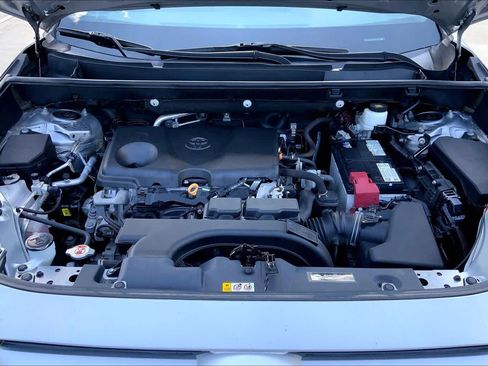 Used 2021 Toyota RAV4 XLE Premium FWD image 30
