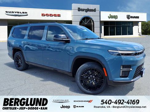 New 2026 Jeep Grand Wagoneer L Limited AWD/4WD image 1