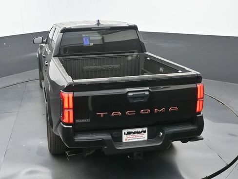 Used 2024 Toyota Tacoma TRD Sport image 15
