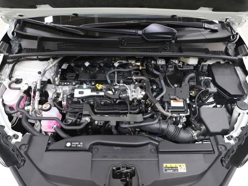 Used 2026 Toyota Prius AWD image 30