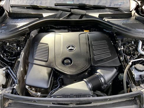 Used 2023 Mercedes-Benz GLC 300 4MATIC image 62