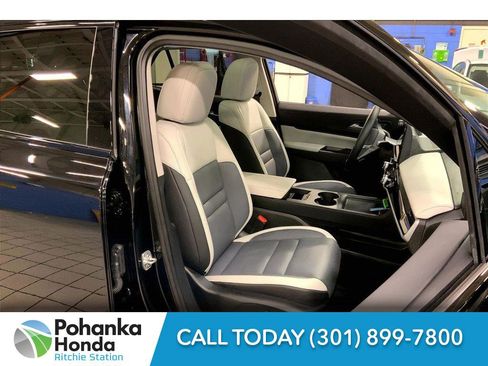 Used 2025 Honda Prologue Touring image 6