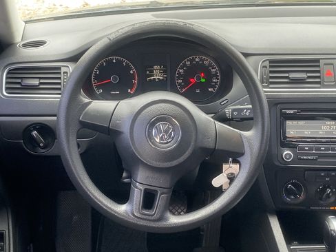 Used 2014 Volkswagen Jetta S image 10