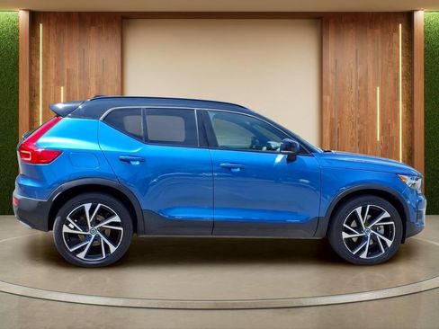 Used 2019 Volvo XC40 T5 R-Design AWD/4WD image 35