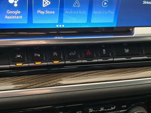 Used 2023 Chevrolet Silverado 1500 RST w/ Redline Edition image 34