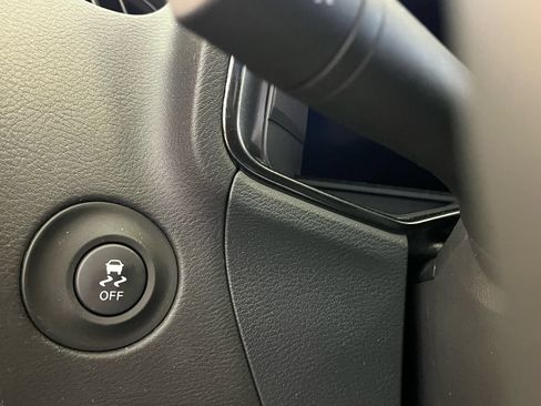 Certified 2026 Nissan Z Performance RWD image 31