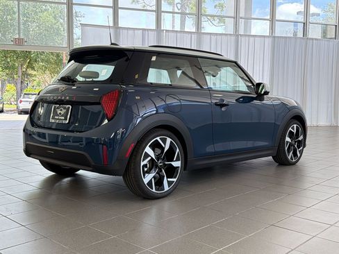 Used 2026 MINI Cooper S FWD image 9