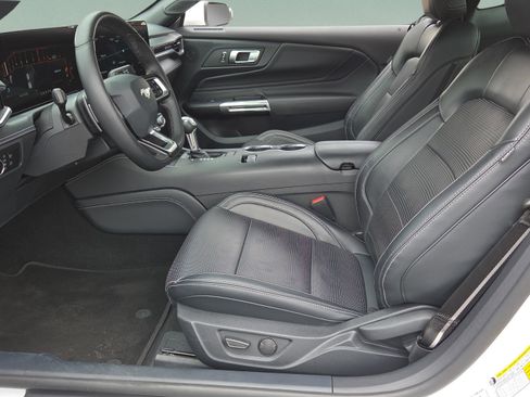 Used 2024 Ford Mustang GT Premium image 11