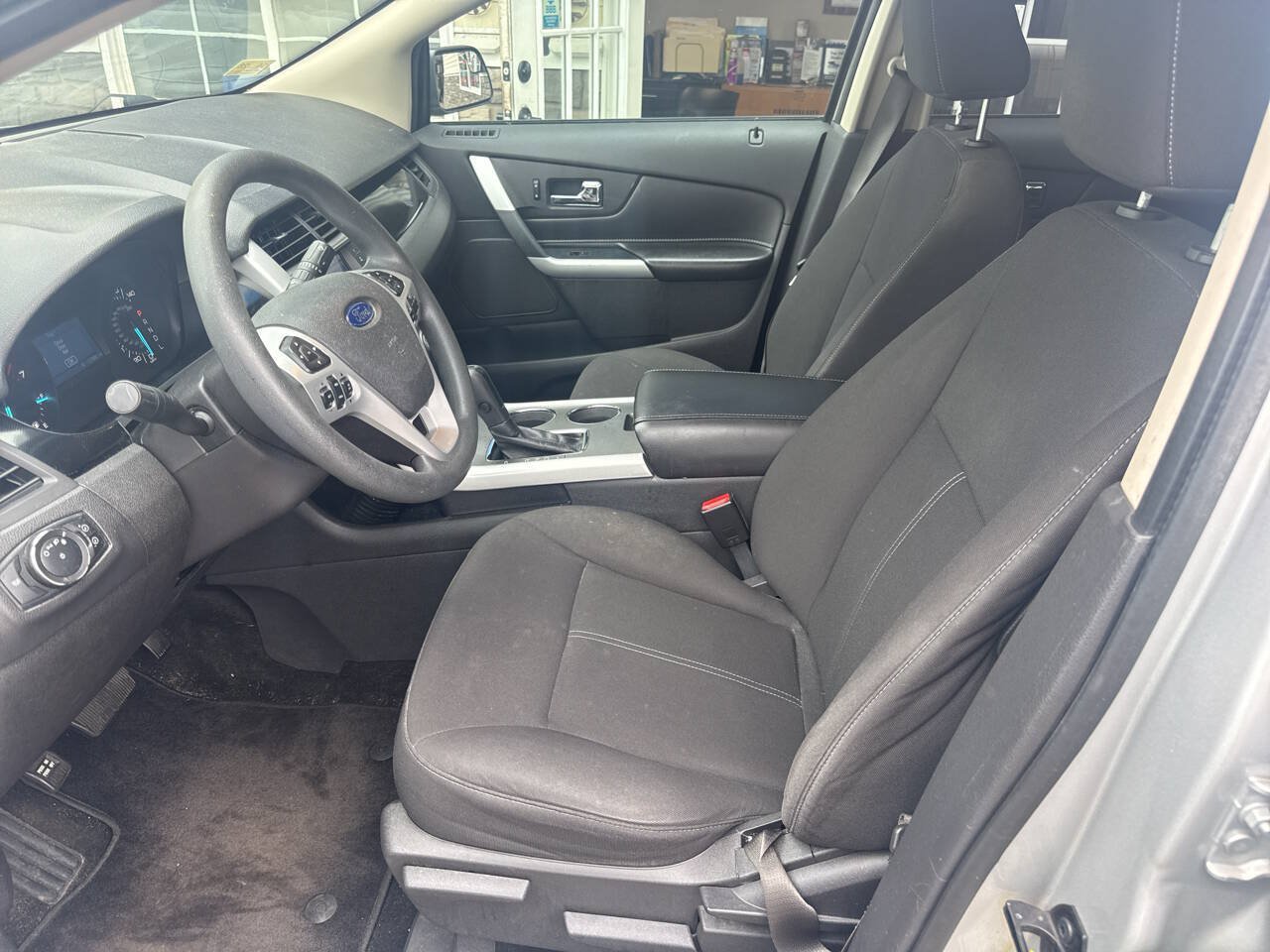 Used 2011 Ford Edge SE w/ 101A Rapid Spec Order Code FWD image 12