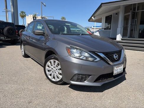 Used 2017 Nissan Sentra SV w/ Driver's Assist Package image 1