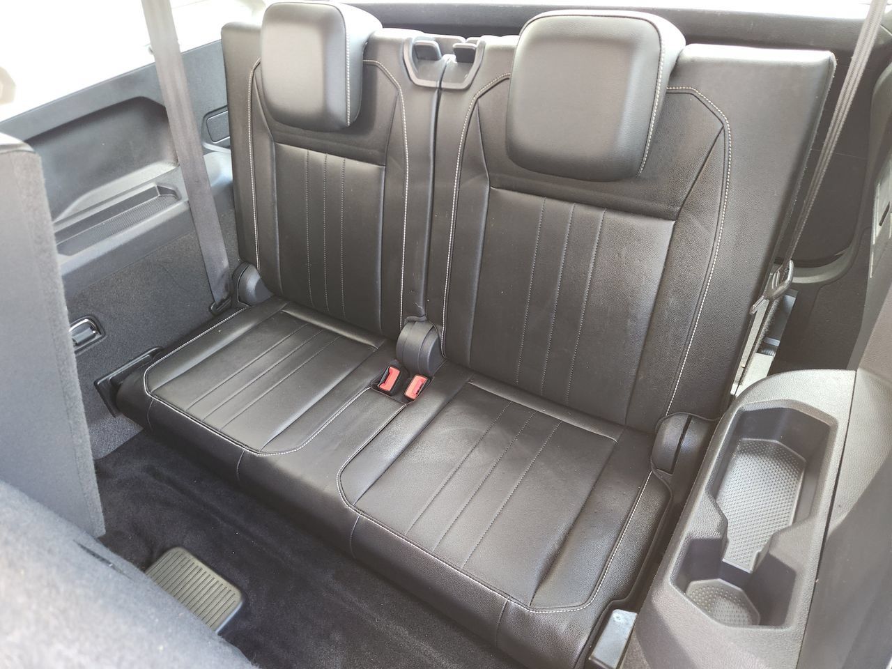 Used 2024 Volkswagen Tiguan SE FWD image 26