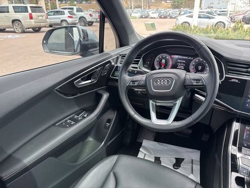 Used 2025 Audi Q7 3.0T Premium Plus AWD/4WD image 18