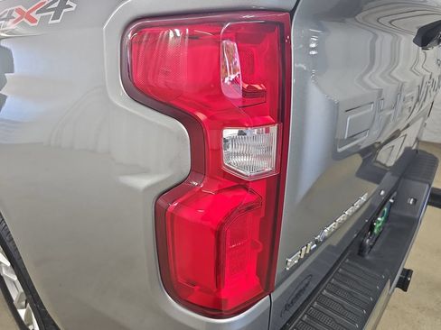 Certified 2024 Chevrolet Silverado 1500 RST AWD/4WD image 39