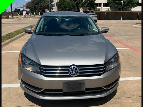 Used 2012 Volkswagen Passat 2.5 SE FWD image 6