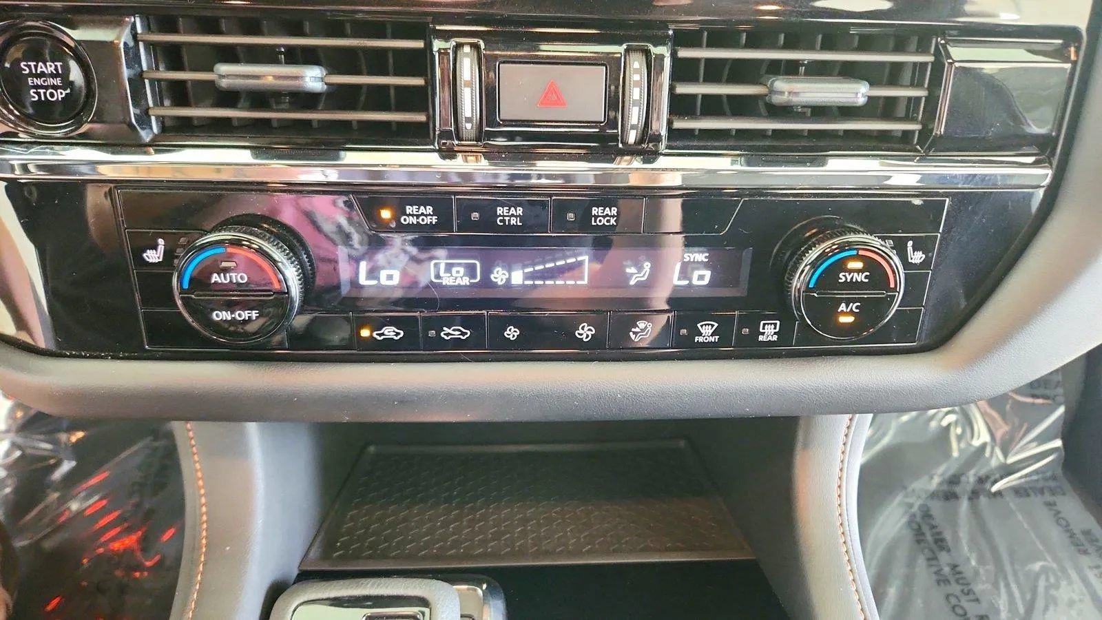 Used 2025 Nissan Pathfinder Rock Creek AWD/4WD image 21