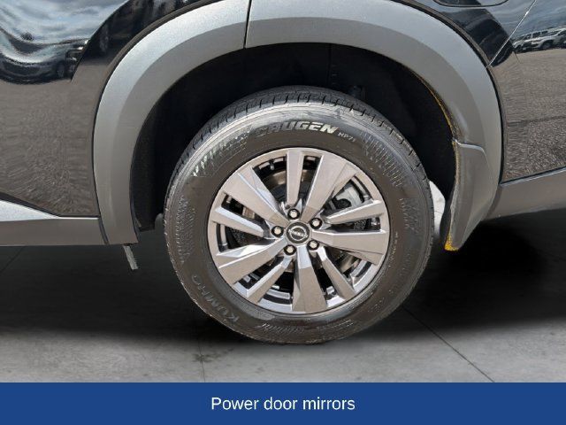 Used 2023 Nissan Pathfinder SV AWD/4WD image 30