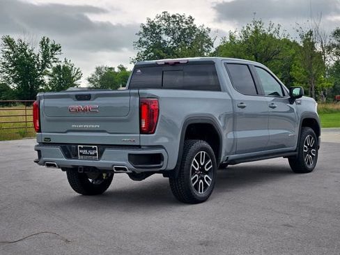 Used 2025 GMC Sierra 1500 AT4 w/ AT4 Premium Package AWD/4WD image 7