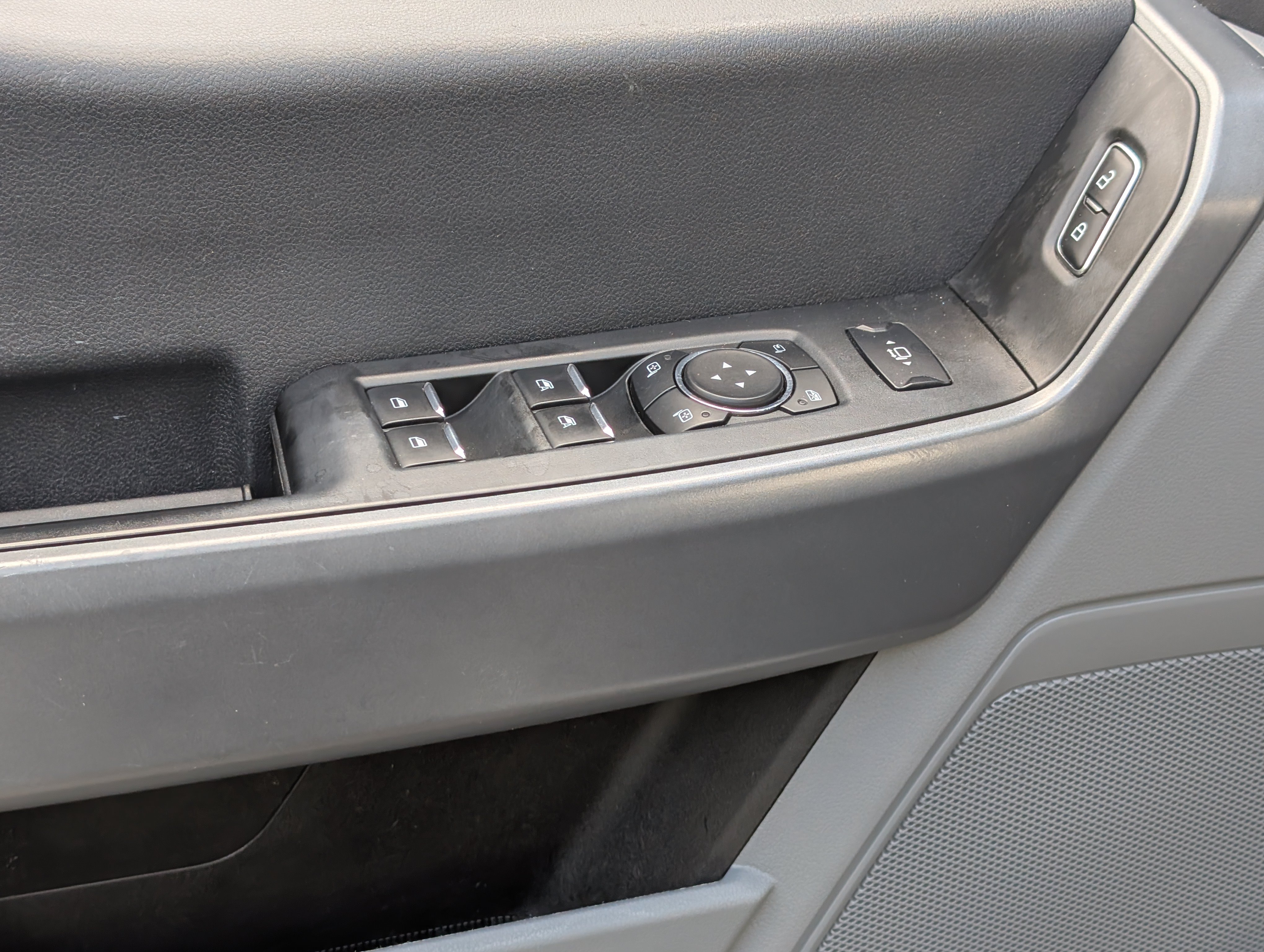 Used 2024 Ford F350 XLT AWD/4WD image 15