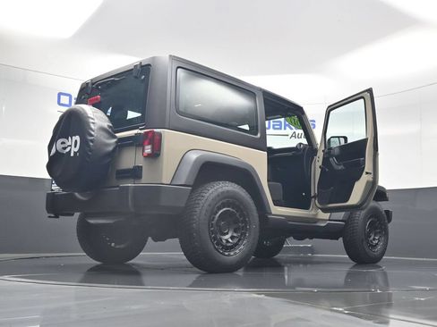 Used 2017 Jeep Wrangler Sport AWD/4WD image 49