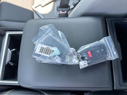 New 2025 Toyota Tacoma TRD Off-Road image 36