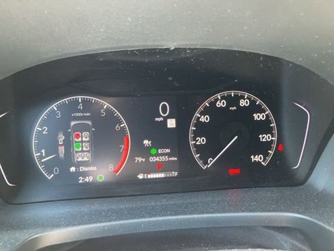 Used 2023 Honda Pilot TrailSport image 11