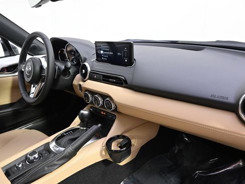 New 2025 MAZDA MX-5 Miata RF Grand Touring image 19