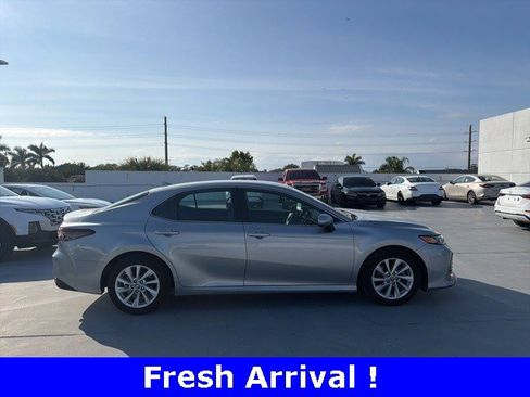 Used 2023 Toyota Camry LE image 22