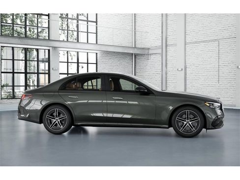 New 2026 Mercedes-Benz E 450 4MATIC Sedan image 15