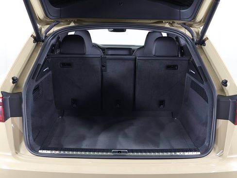 Used 2024 Audi SQ8 Premium Plus AWD/4WD image 22
