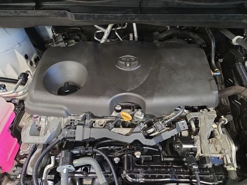 Used 2021 Toyota Sienna XSE w/ XSE Plus Package image 22