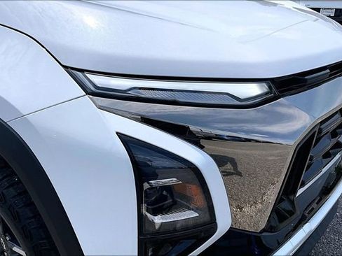 Used 2026 Chevrolet Equinox ACTIV w/ Safety and Technology Package FWD image 31