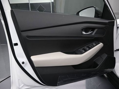 New 2025 Honda Accord SE image 3