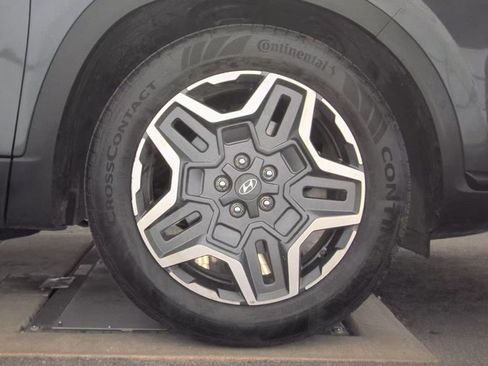 Used 2022 Hyundai Santa Fe Limited FWD image 13