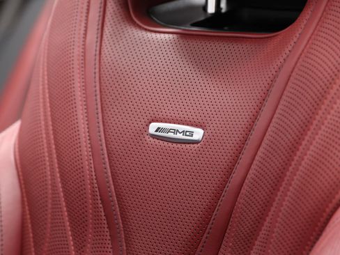 Used 2017 Mercedes-Benz S 63 AMG 4MATIC Cabriolet w/ Carbon Fiber Package image 18