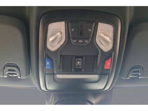 Used 2025 RAM 3500 Tradesman AWD/4WD image 11