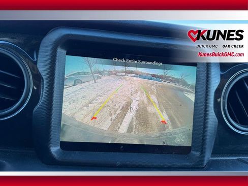 Used 2023 Jeep Wrangler Sport image 23