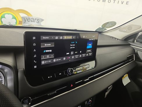 New 2025 Mitsubishi Outlander SE image 19