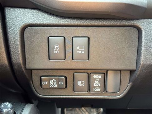 Used 2023 Toyota Tacoma TRD Off-Road image 19