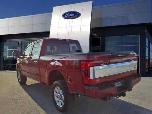 Used 2017 Ford F350 Platinum image 3